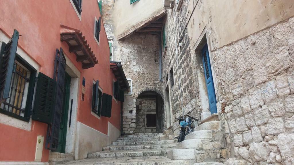Studio Apartment Rosemary Rovinj Exterior foto